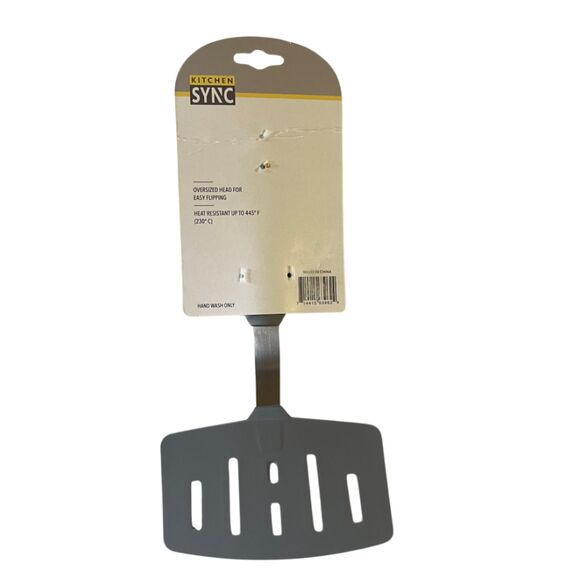 Wide Slotted Turner Spatula Silicone Non-Stick BPA Free New - Picture 1 of 4
